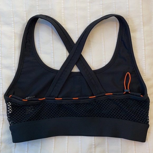 Carbon38 bungee mesh cross back sports bra - Picture 3 of 5